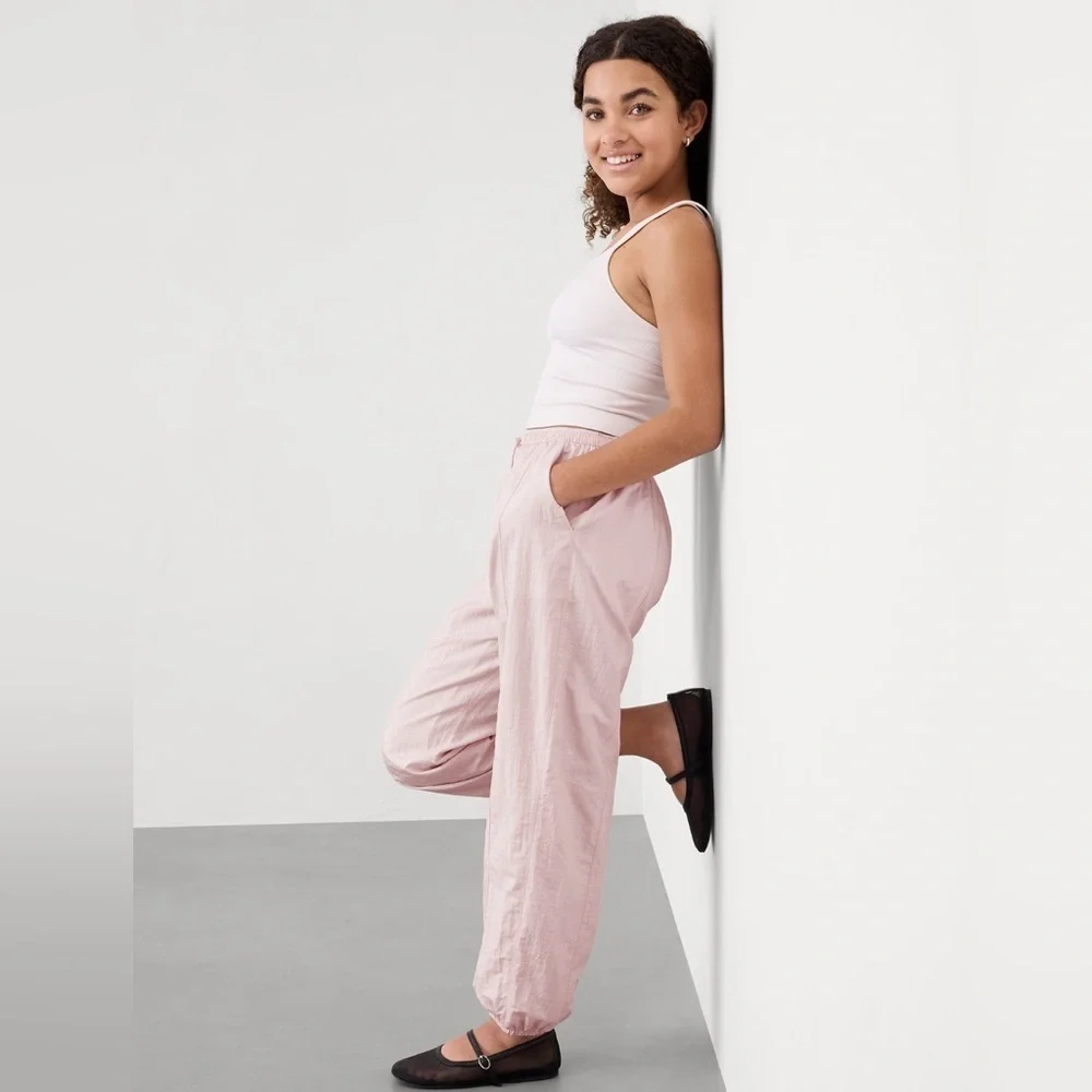 NWT Athleta Girl Daybreak Shell Jogger Size XL/14.